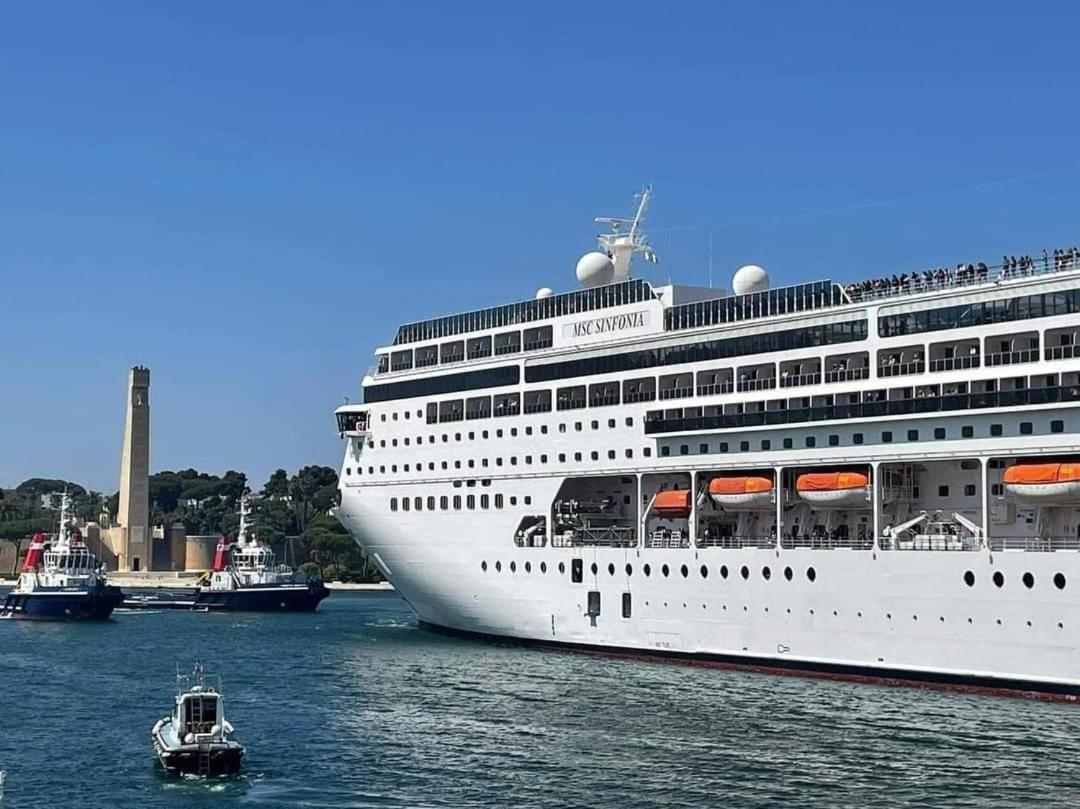 Villa Centro Storico Mare Fuori Brindisi Exterior foto